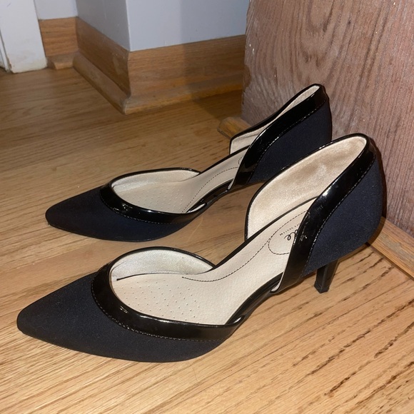 New Women’s Low Heels (2.75 inch) Size 8 - Picture 6 of 8